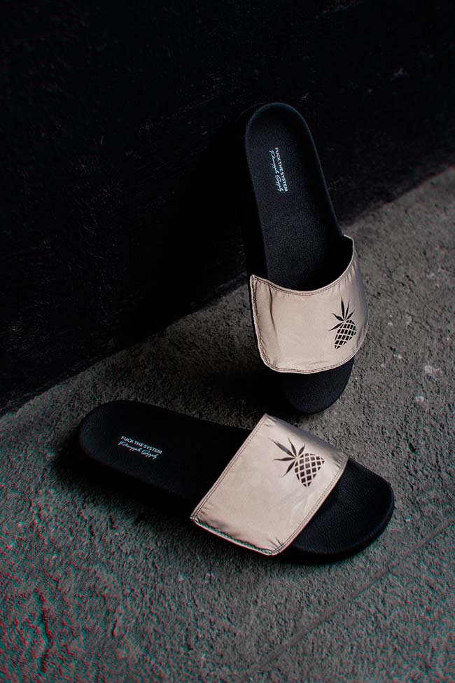 Chinelo Slide Pineapple Refletivo